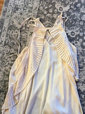 Entro Statement Cream Top